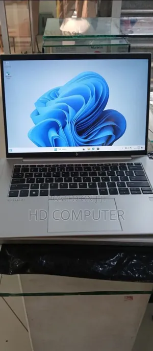 Photo - New Laptop HP EliteBook 840 16GB AMD Ryzen 5 SSD 512GB