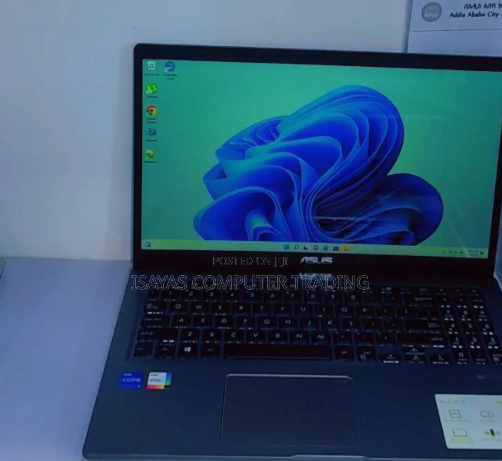 New Laptop Asus VivoBook 15 X505BA 8GB Intel Core I5 SSD 512GB