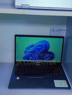 New Laptop Asus VivoBook 15 X505BA 8GB Intel Core I5 SSD 512GB