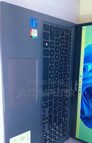 New Laptop Asus VivoBook 15 X505BA 8GB Intel Core I5 SSD 512GB