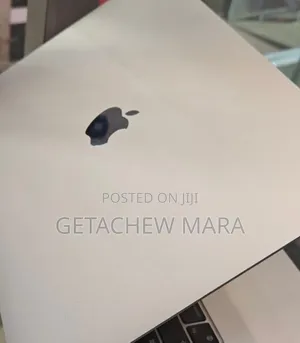 New Laptop Apple MacBook Pro M1 8GB Apple M1 SSD 256GB