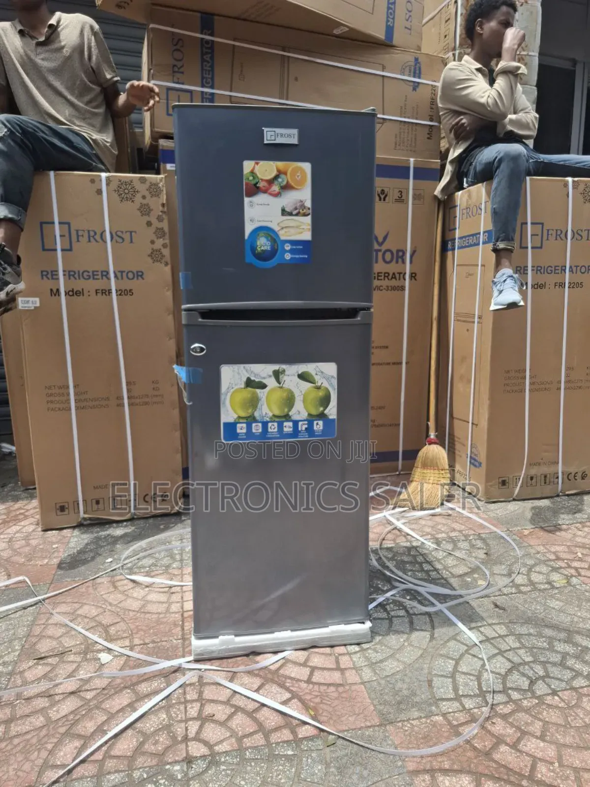 West Refrigerator 205l