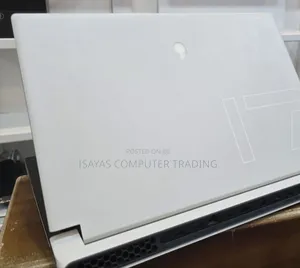 New Laptop Alienware M17x R2 32GB Intel Core I7 SSD 1T