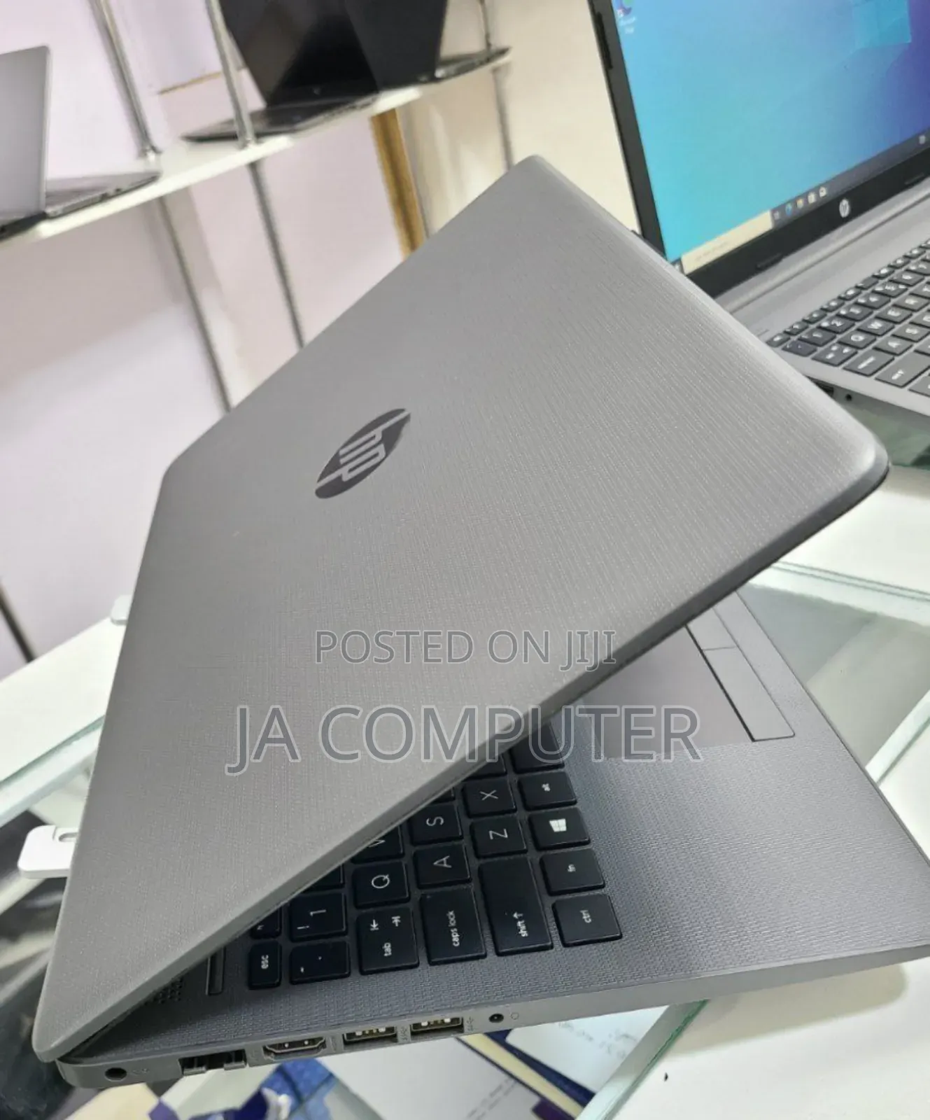 New Laptop HP Stream Notebook 4GB Intel Core I3 HDD 1T