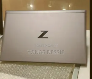 New Laptop HP ZBook Firefly G8 16GB Intel Core I7 SSD 512GB