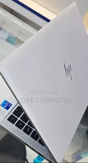 New Laptop HP EliteBook 840 G8 16GB Intel Core I7 SSD 512GB