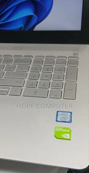 New Laptop HP Pavilion 15 8GB Intel Core I7 SSD 256GB