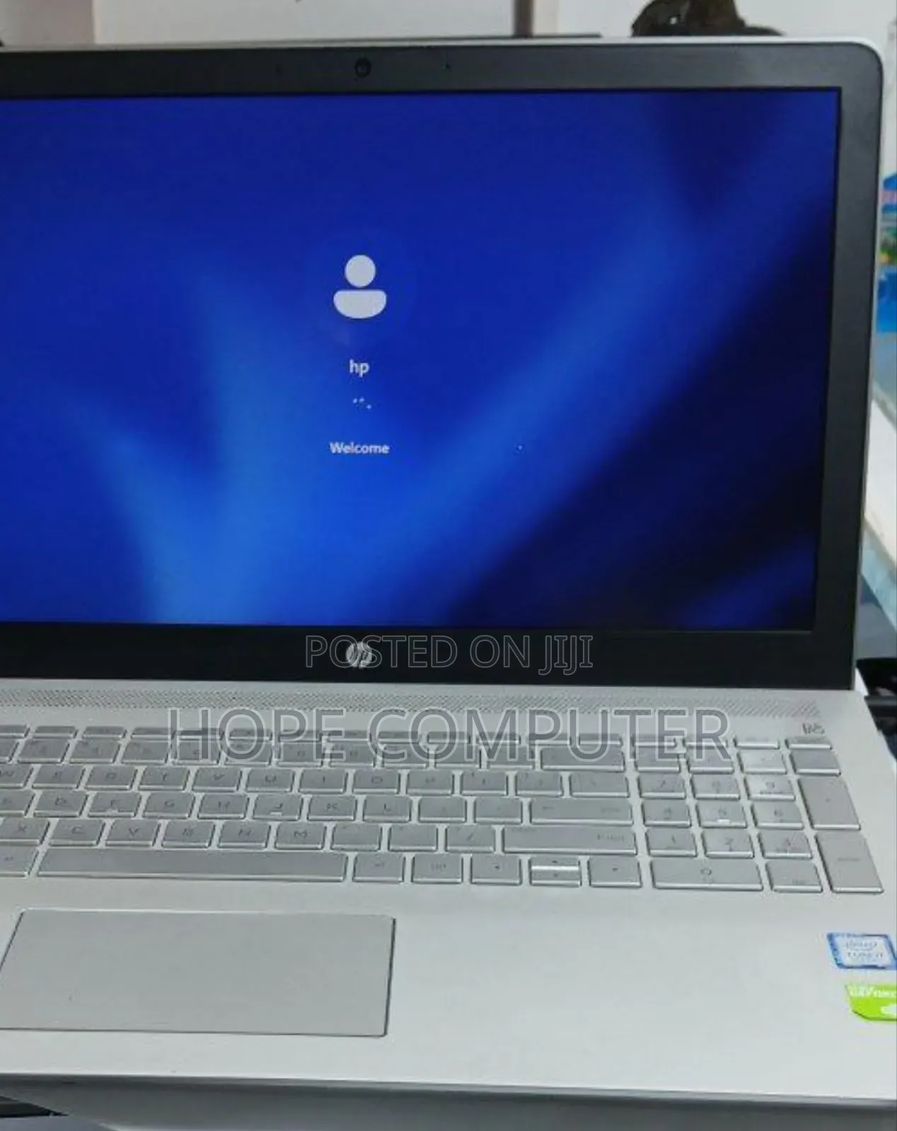 New Laptop HP Pavilion 15 8GB Intel Core I7 SSD 256GB