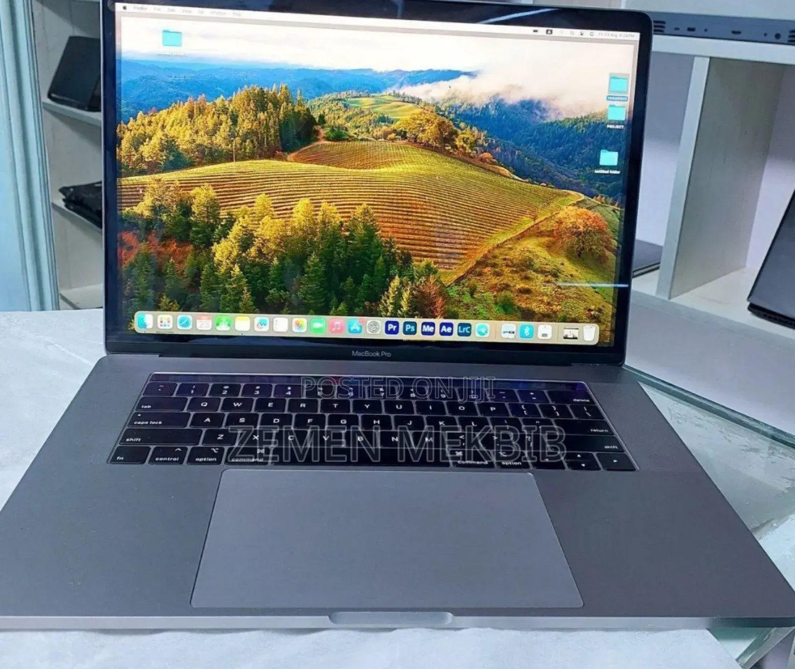 New Laptop Apple MacBook Pro 2019 16GB Intel Core I7 SSD 512GB