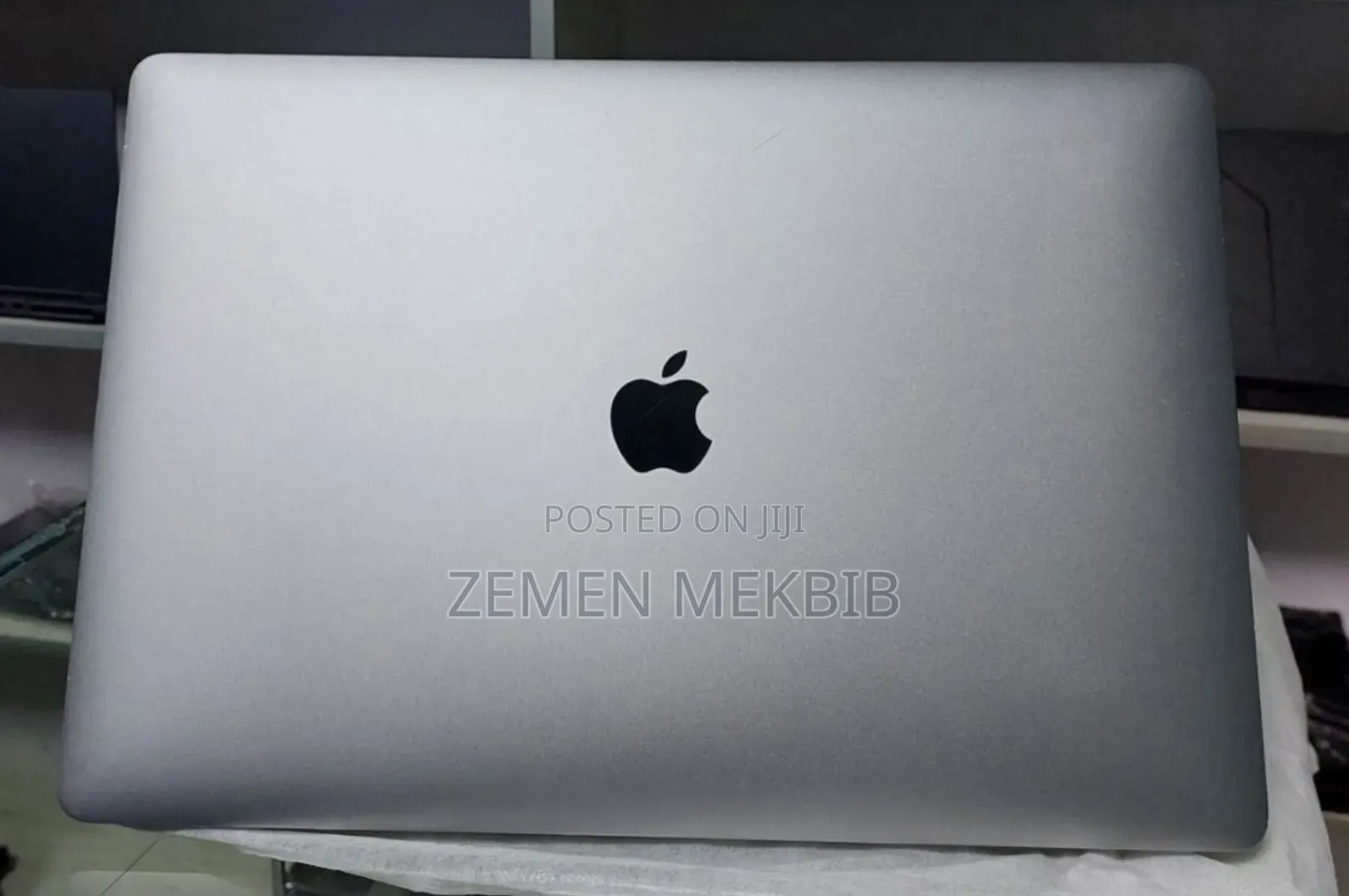 New Laptop Apple MacBook Pro 2019 16GB Intel Core I7 SSD 512GB