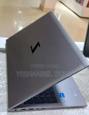 Photo - New Laptop HP ZBook Studio 16GB Intel Core I7 SSD 512GB