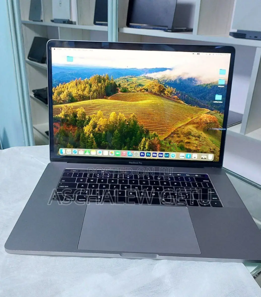 New Laptop Apple MacBook Pro 2019 16GB Intel Core I7 SSD 512GB
