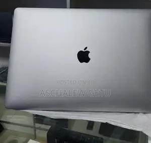 New Laptop Apple MacBook Pro 2019 16GB Intel Core I7 SSD 512GB