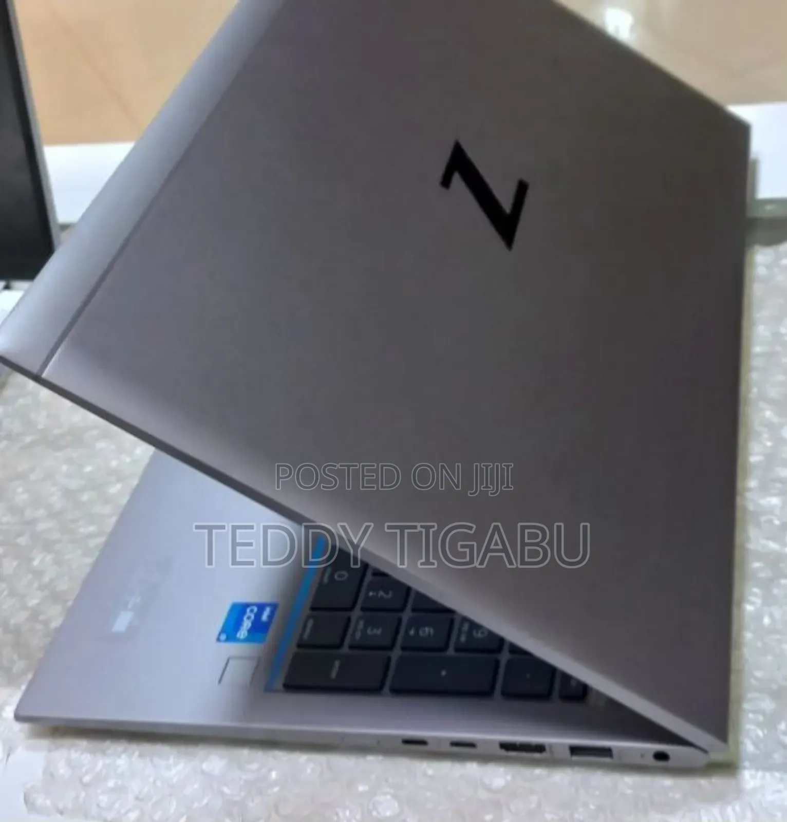 New Laptop HP 16GB Intel Core I7 SSD 512GB