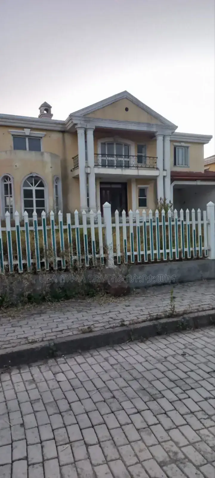 6bdrm House in Ccd Real State, Oromia-Finfinne for sale