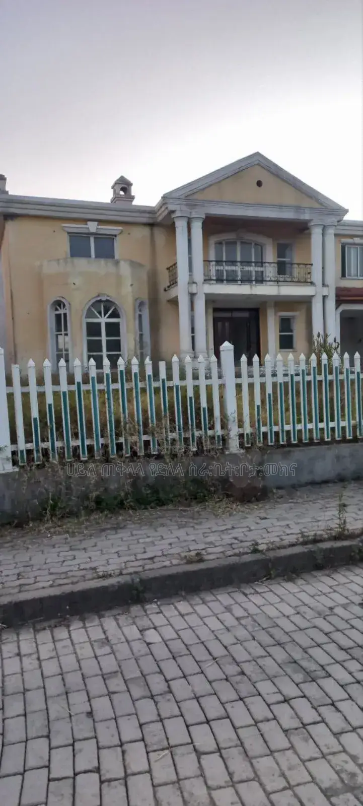 6bdrm House in Ccd Real State, Oromia-Finfinne for sale