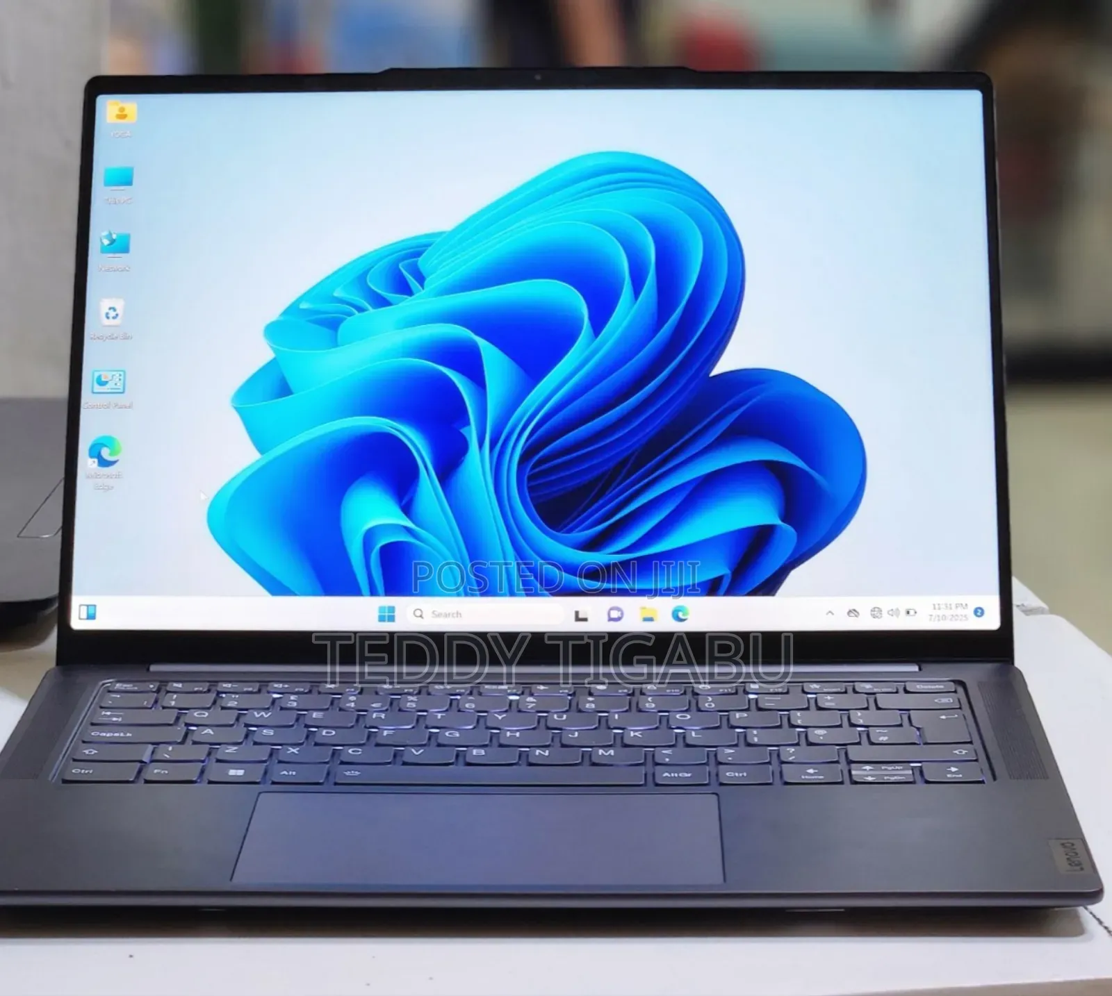 New Laptop Lenovo 32GB Intel Core I7 SSD 1T