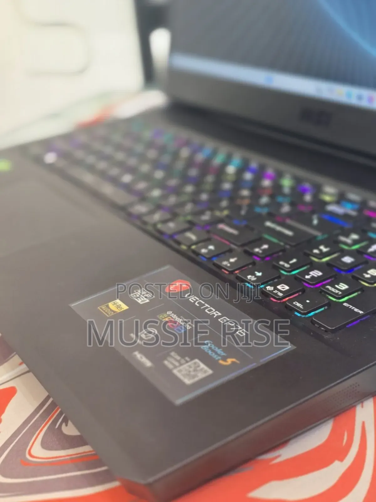 New Laptop MSI Vector GP68 HX 13V 16GB Intel Core I7 SSD 1T