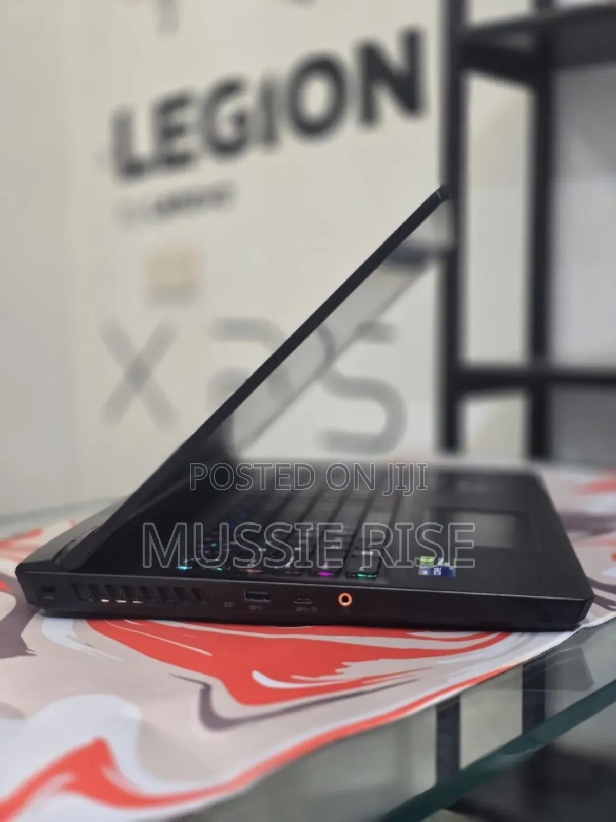 New Laptop MSI Vector GP68 HX 13V 16GB Intel Core I7 SSD 1T