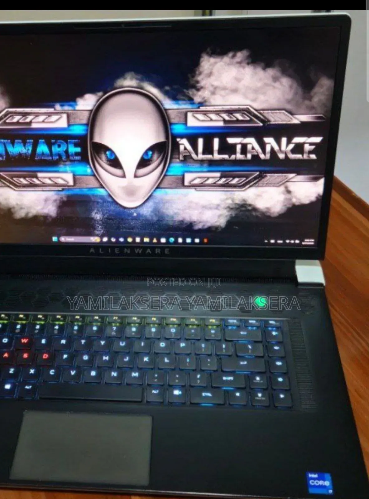 New Laptop Alienware M17x R2 16GB Intel Core I7 SSD 1T