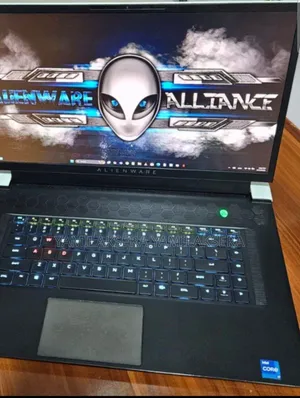 New Laptop Alienware M17x R2 16GB Intel Core I7 SSD 1T