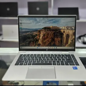 New Laptop HP EliteBook 840 G8 16GB Intel Core I7 SSD 512GB