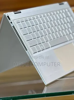 New Laptop HP Pavilion X360 8GB Intel Core I5 SSD 512GB