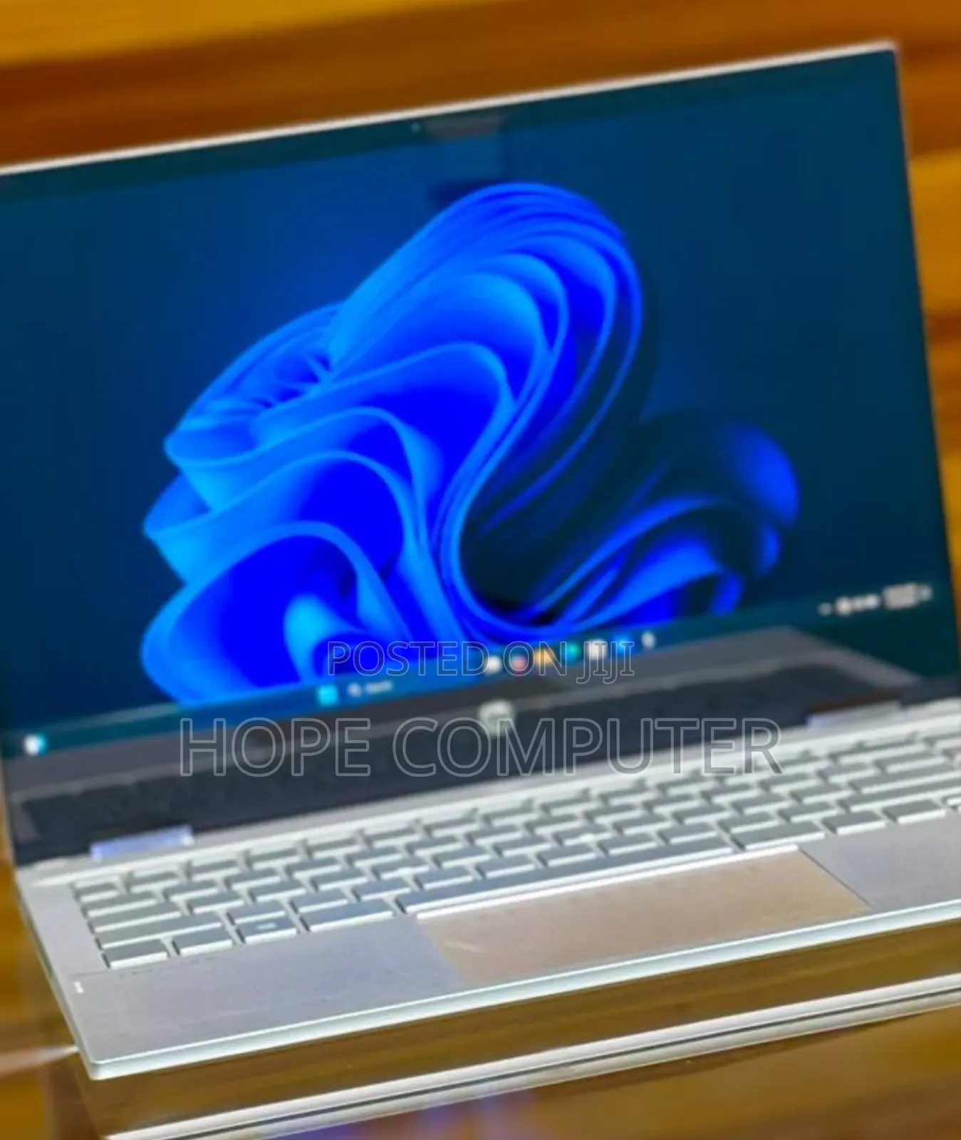 New Laptop HP Pavilion X360 8GB Intel Core I5 SSD 512GB