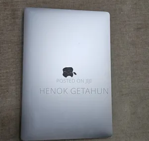 New Laptop Apple MacBook Pro 2019 32GB Intel Core I9 SSD 512GB