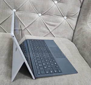 New Laptop Microsoft Surface Pro 7 16GB Intel Core I7 SSD 256GB