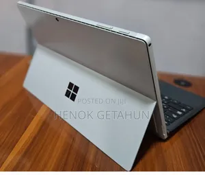 New Laptop Microsoft Surface Pro 7 8GB Intel Core I5 SSD 128GB