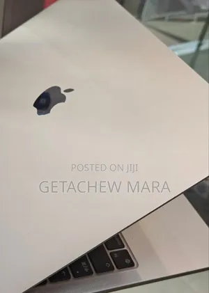 New Laptop Apple MacBook Pro M1 8GB Apple M1 SSD 256GB