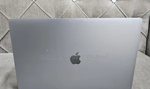 New Laptop Apple MacBook Pro 2019 32GB SSD 512GB