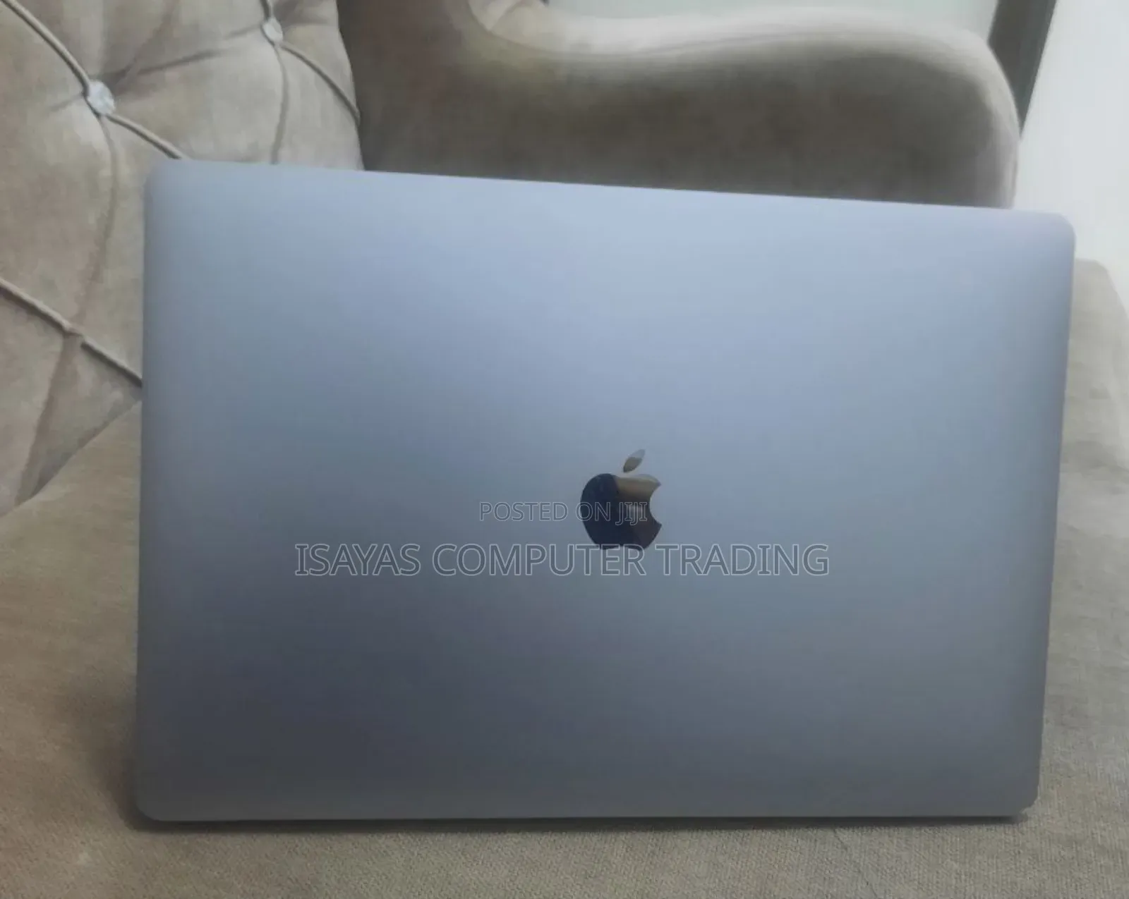 New Laptop Apple MacBook Pro 2017 16GB SSD 512GB