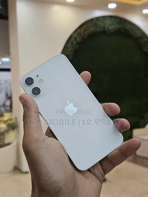 Photo - Apple iPhone 12 128 GB White