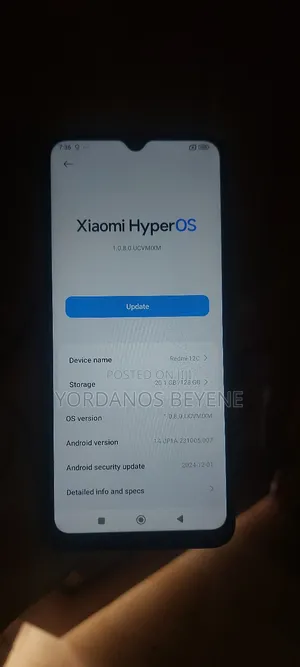 Photo - RED Hydrogen One 128 GB Red
