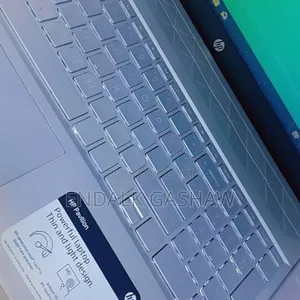 New Laptop HP Stream Notebook 8GB Intel Core I5 HDD 1T