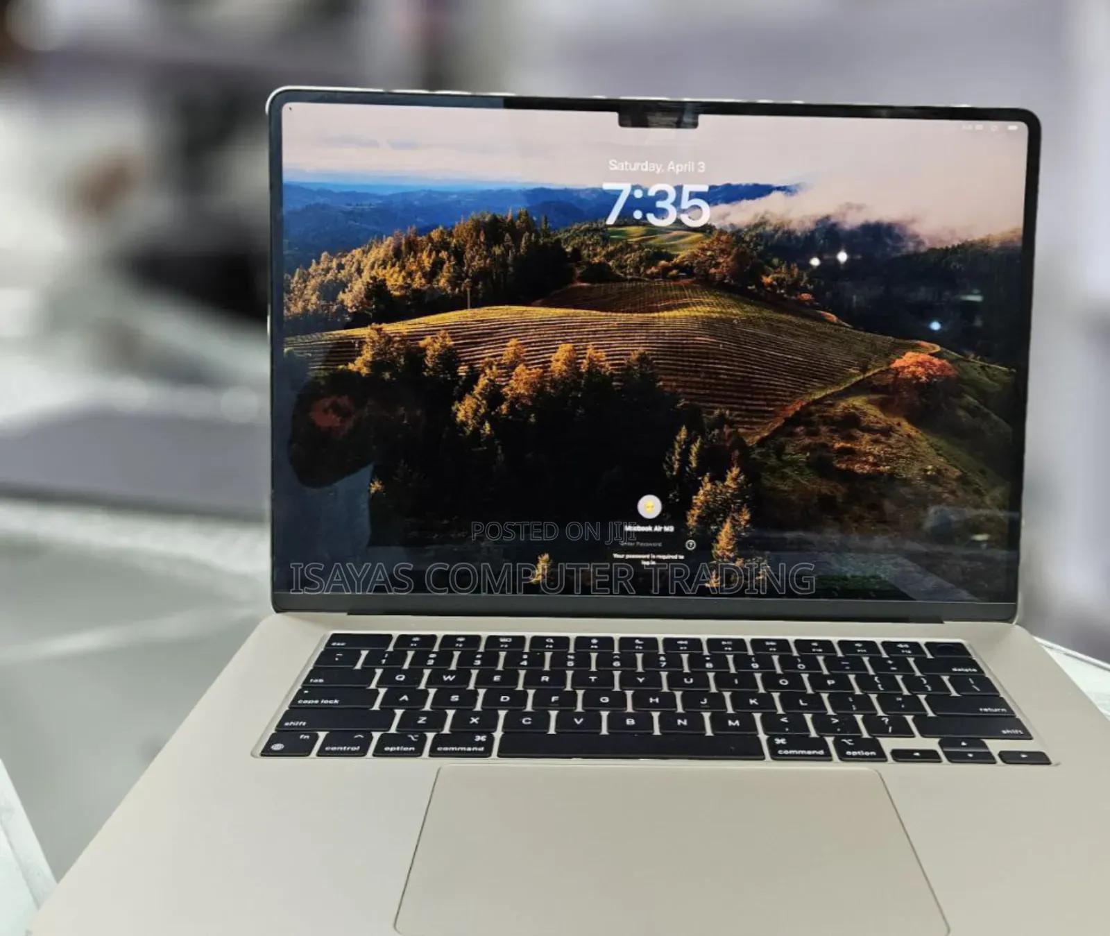 New Laptop Apple MacBook Air 2024 M3 15-Inch 8GB AMD A10 SSD 256GB