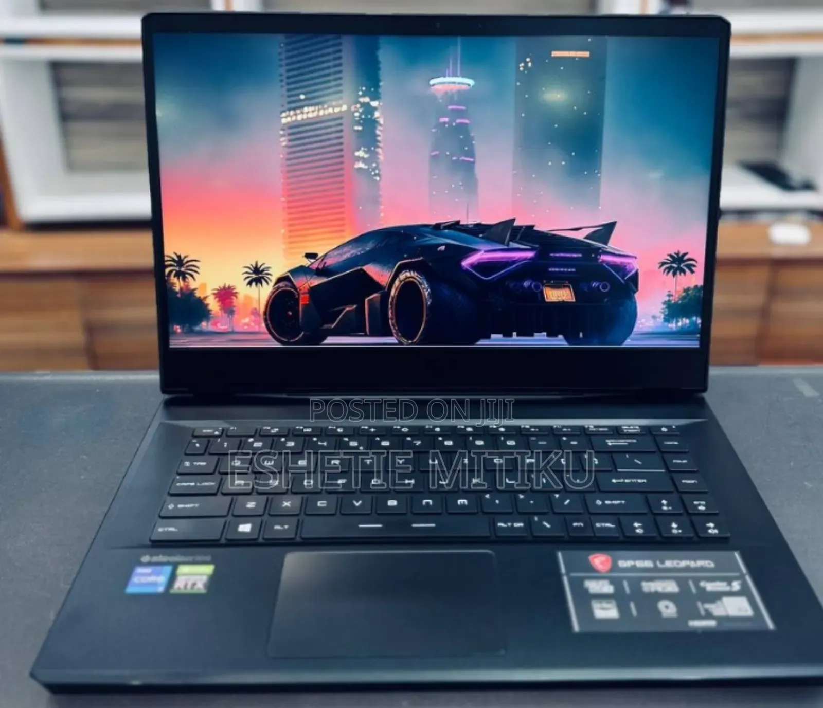 New Laptop MSI 16GB Intel Core I7 SSD 512GB