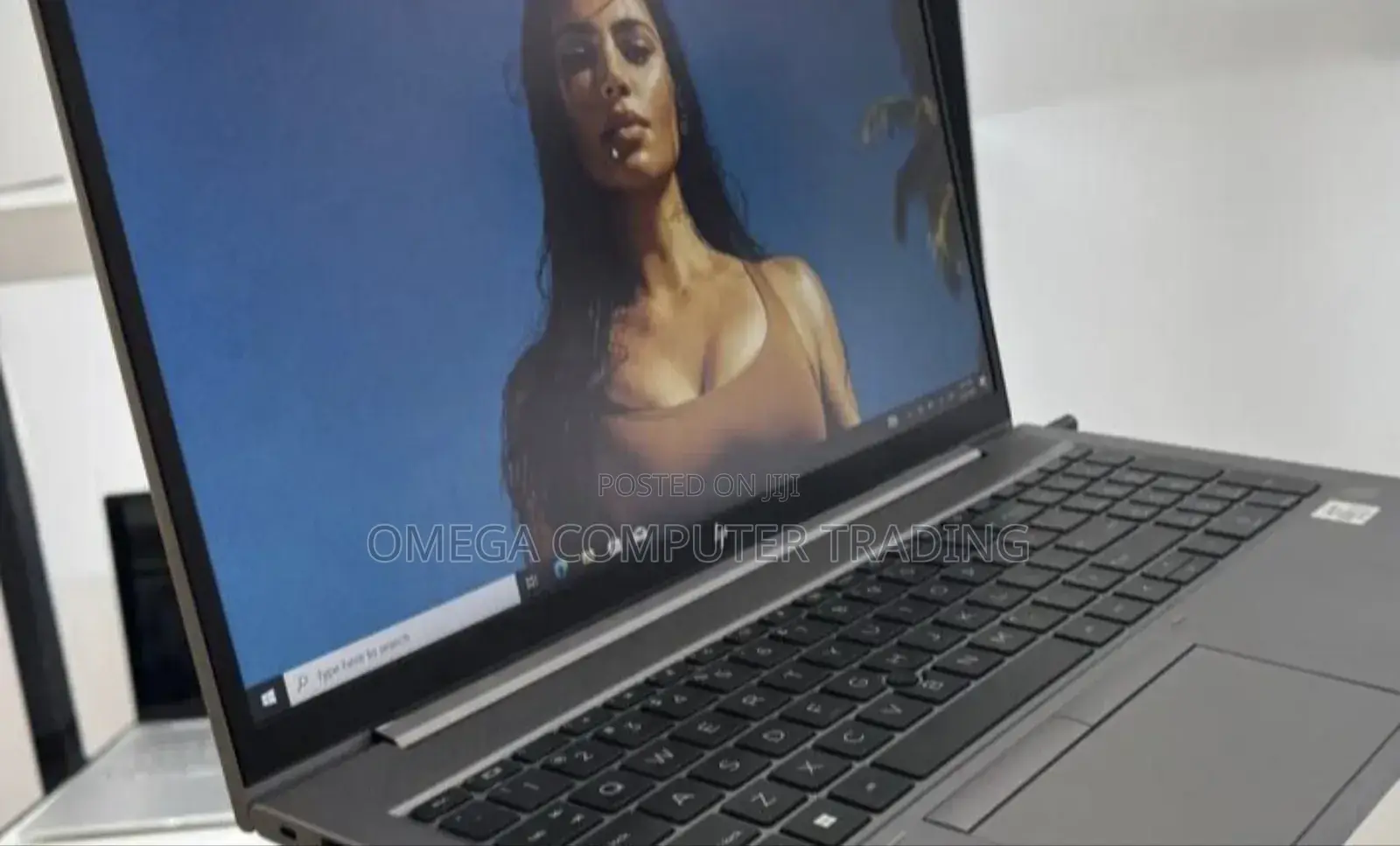 New Laptop HP Zbook Studio G7 16GB Intel Core i7 SSD 512GB