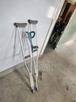 Crutches袴喇elbow Medical Crutches飯店elbow Crutches悔意crutches