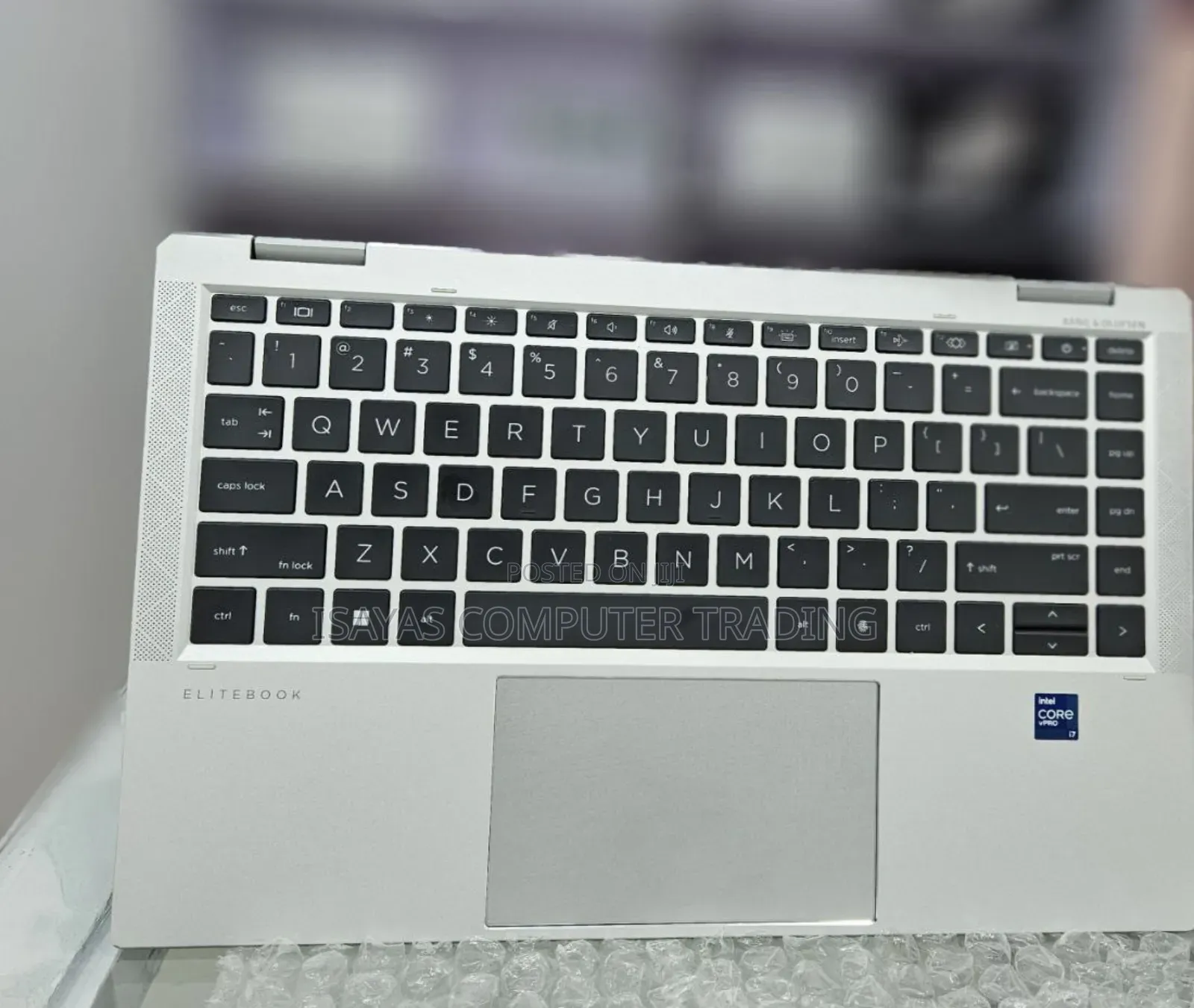 New Laptop HP EliteBook 1040 G8 16GB Intel Core I7 SSD 512GB