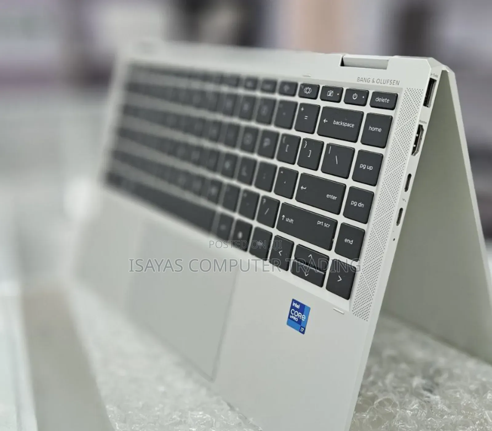 New Laptop HP EliteBook 1040 G8 16GB Intel Core I7 SSD 512GB