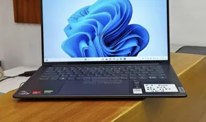 New Laptop Lenovo 32GB AMD Ryzen 9 SSD 512GB