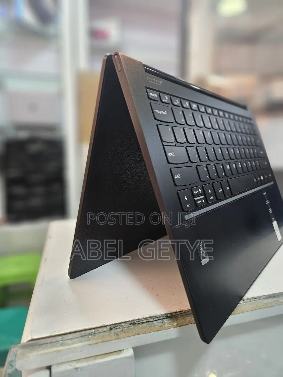 New Laptop Lenovo Yoga 9i 16GB Intel Core I7 SSD 512GB