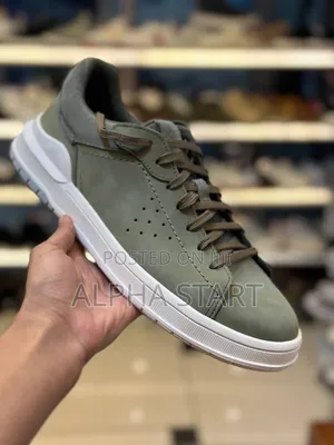 Photo - Clark's Tm Gray Lather Flat Made in Vietnam