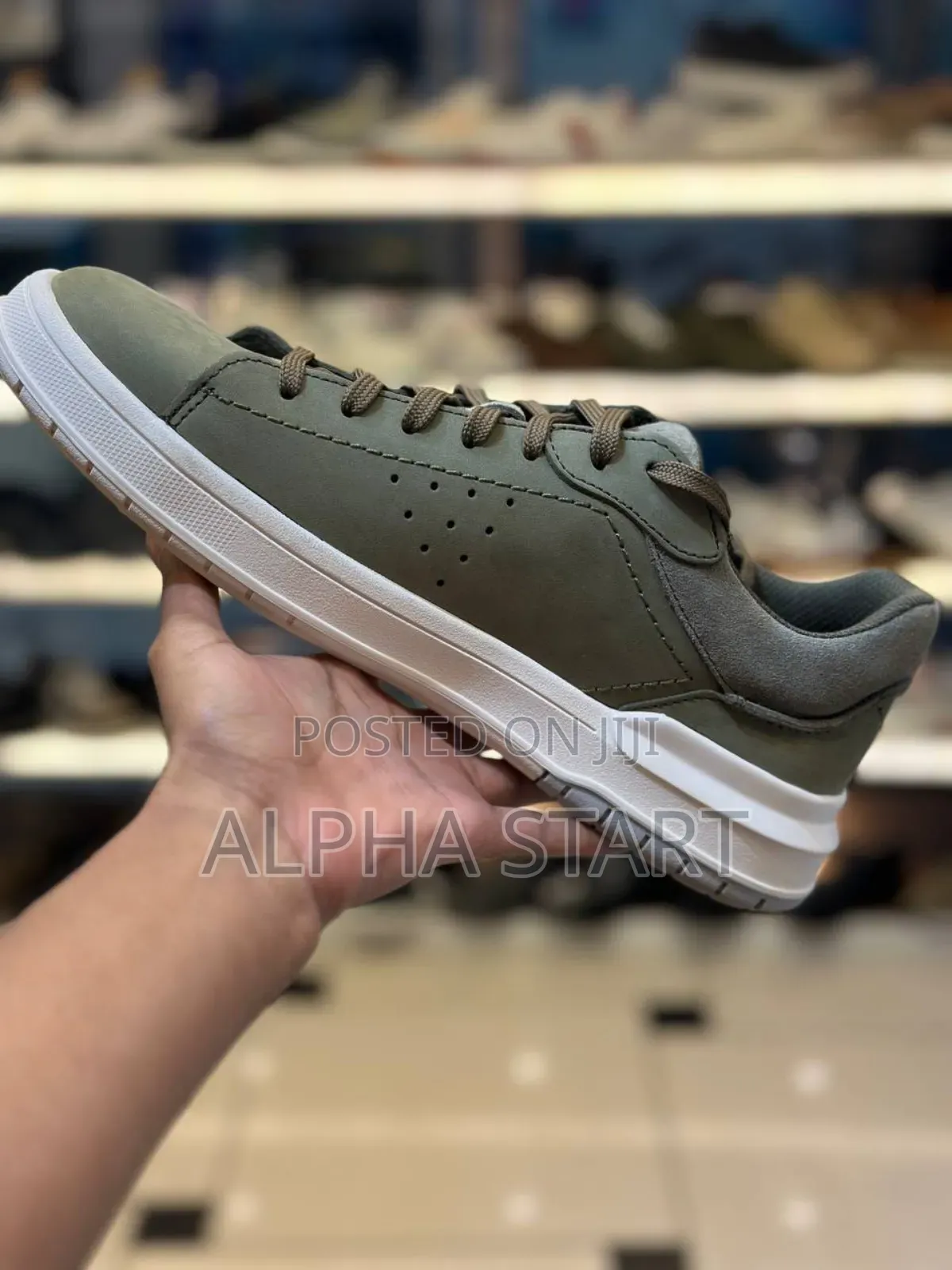 Clark's Tm Gray Lather Flat Made in Vietnam