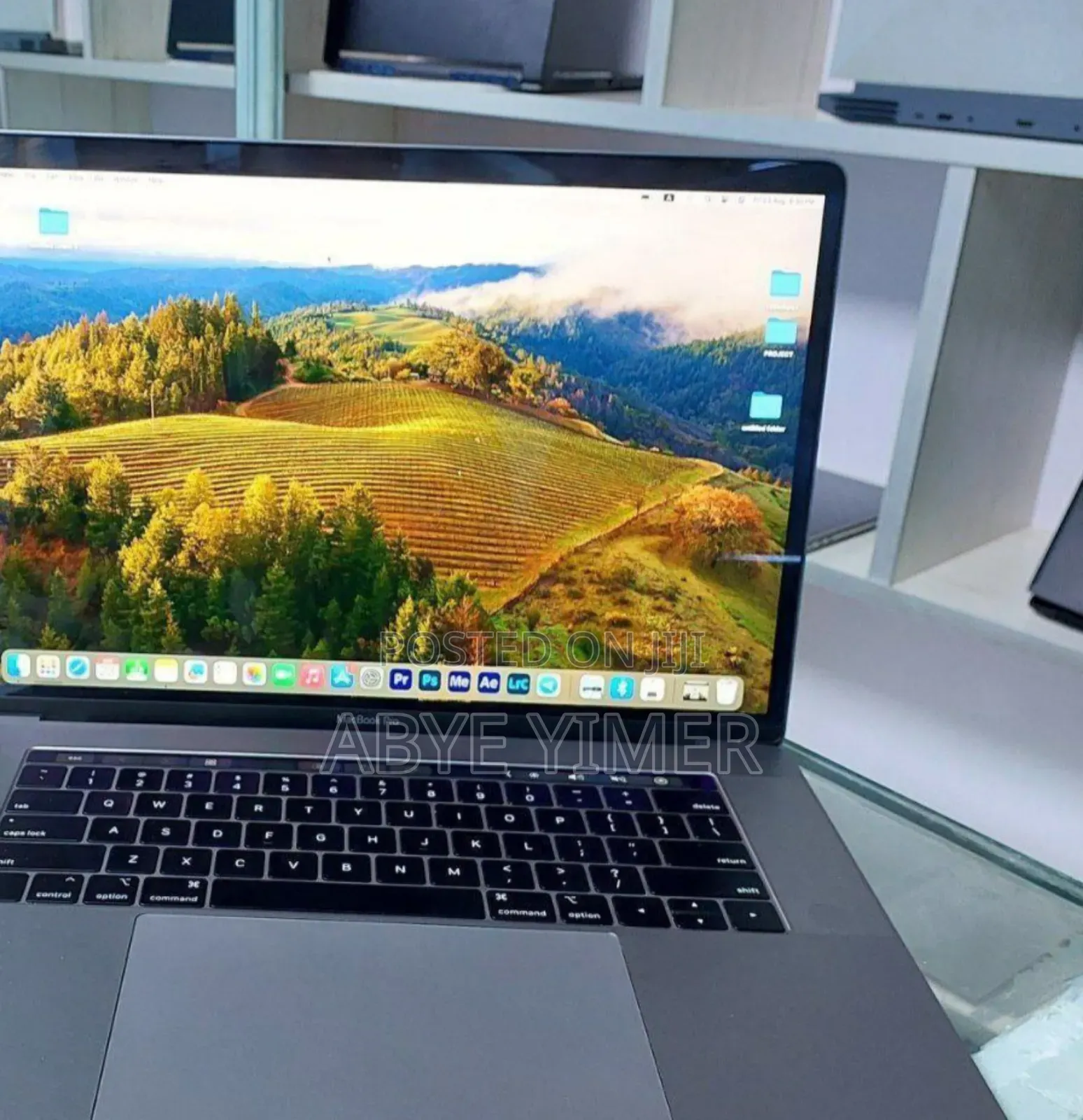 New Laptop Apple MacBook Pro 2019 16GB Intel Core I7 SSD 512GB
