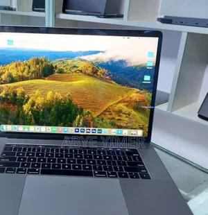 New Laptop Apple MacBook Pro 2019 16GB Intel Core I7 SSD 512GB