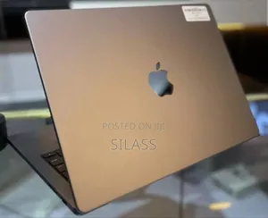 New Laptop Apple MacBook Pro M1 32GB Apple M1 SSD 1T